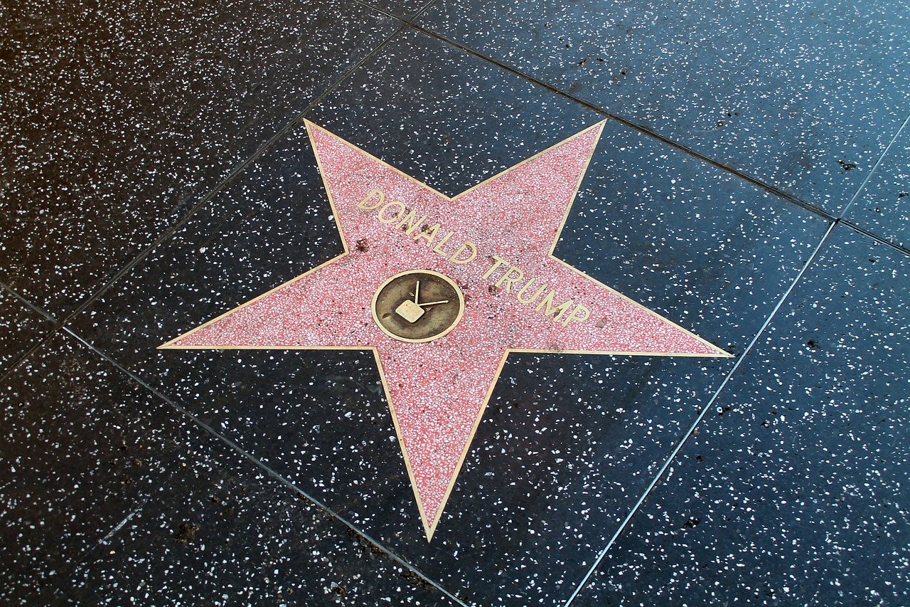 hollywood-trump-star