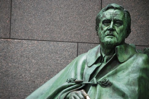 FDR_Statue