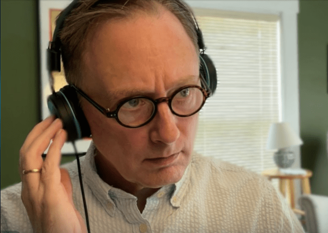 Ukulele enthusiast, teacher and humorist Danno Sullivan